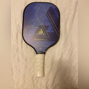 Joola pickleball paddle